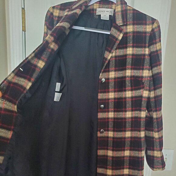 Jones Wear Plaid Coat - Picture 2 of 2